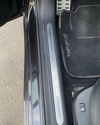 Alfa Romeo Giulietta cena 33500 przebieg: 230000, rok produkcji 2011 z Siewierz małe 277